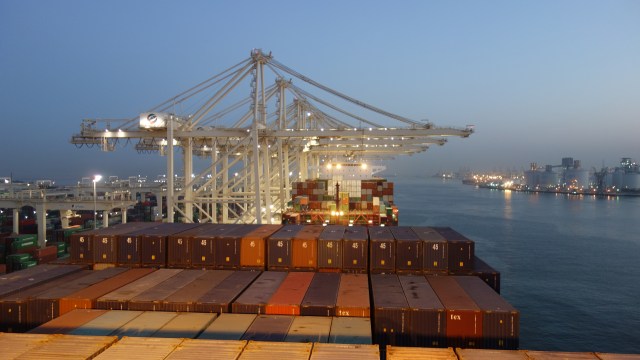 @Jabal Ali at Dawn.JPG